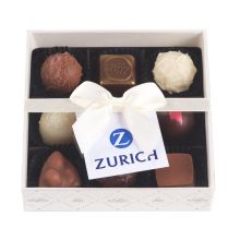 9er Praliné-Box B2B mit Logo-Karte